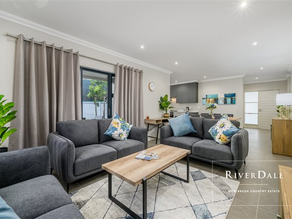 3 Bedroom Townhouse 3 Bedroom Townhouse