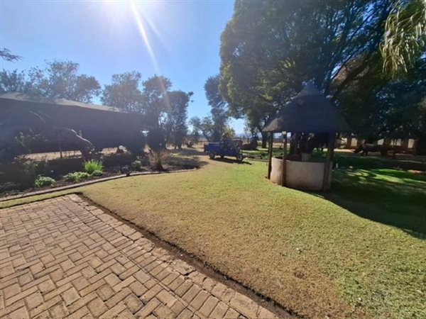 4.3 ha Smallholding 4.3 ha Smallholding