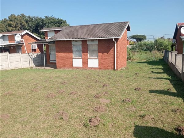 2 Bedroom House 2 Bedroom House
