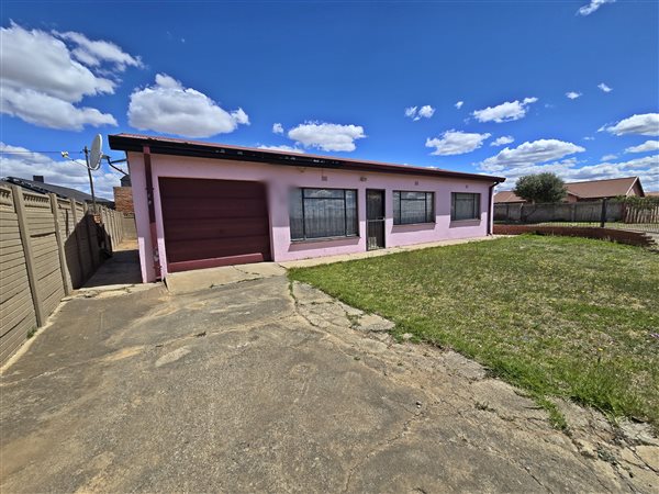 3 Bedroom House 3 Bedroom House