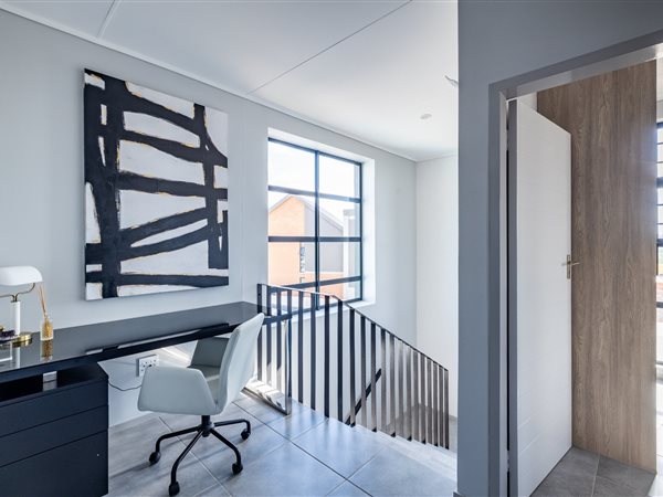 3 Bedroom Duplex 3 Bedroom Duplex
