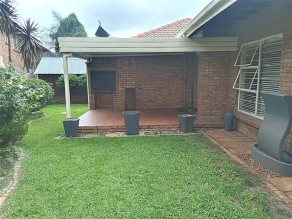 3 Bedroom House 3 Bedroom House