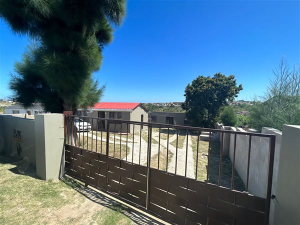 2 Bedroom House 2 Bedroom House