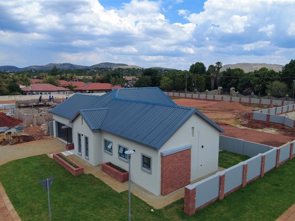 3 Bedroom House 3 Bedroom House