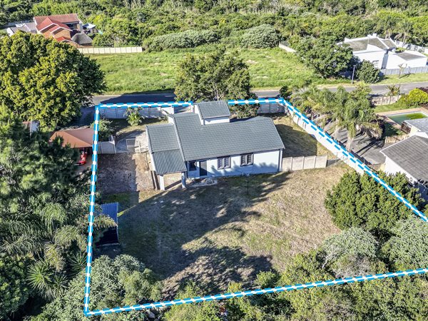 4 Bedroom House 4 Bedroom House
