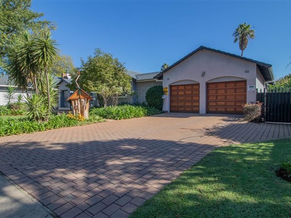 5 Bedroom House 5 Bedroom House