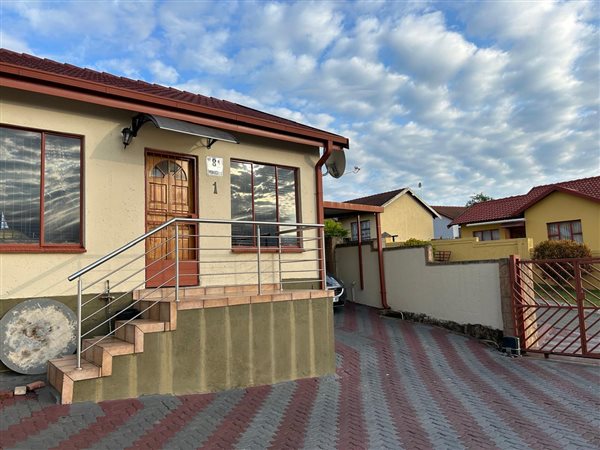 2 Bedroom House