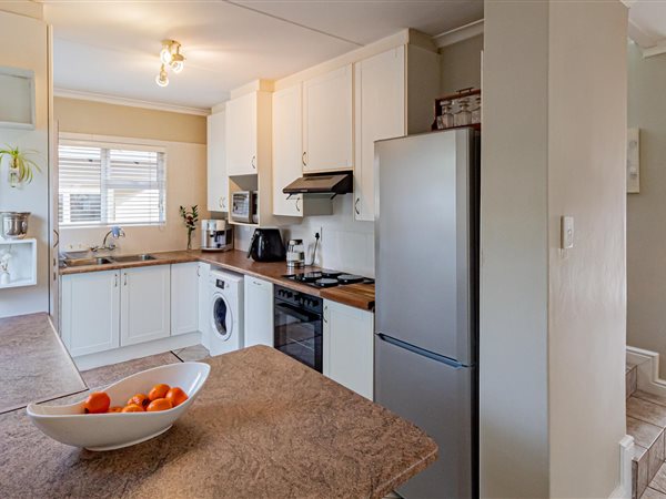 3 Bedroom Townhouse 3 Bedroom Townhouse