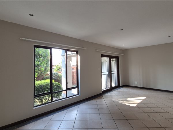 2 Bedroom Duplex 2 Bedroom Duplex
