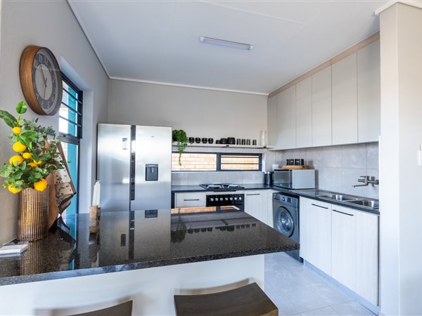 3 Bedroom House 3 Bedroom House