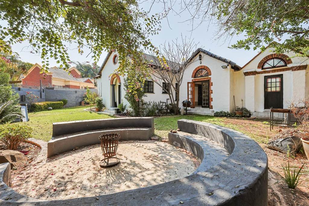 3 Bedroom House 3 Bedroom House