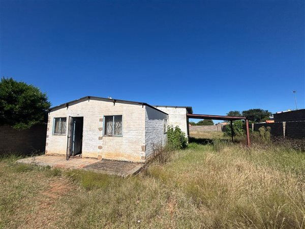 2 Bedroom House 2 Bedroom House