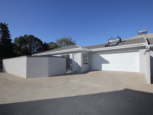 3 Bedroom House 3 Bedroom House