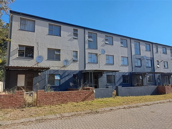 2 Bedroom Flat 2 Bedroom Flat