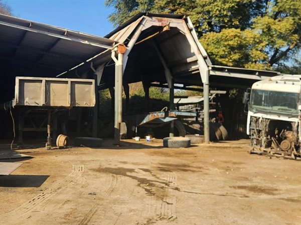 1 653 m² Industrial space 1 653 m² Industrial space