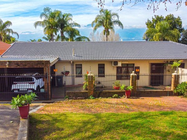 3 Bedroom House 3 Bedroom House
