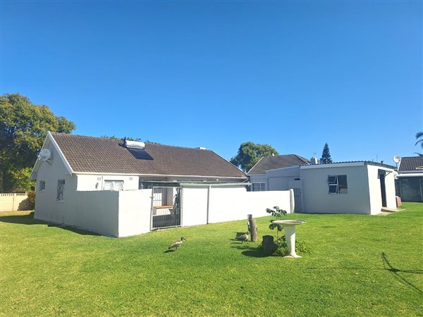3 Bedroom House 3 Bedroom House