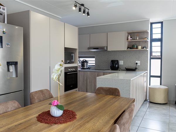 3 Bedroom House 3 Bedroom House