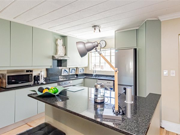 3 Bedroom Townhouse 3 Bedroom Townhouse