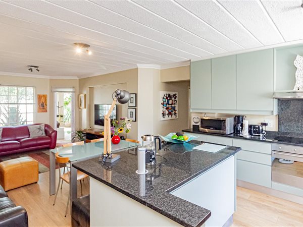 3 Bedroom Townhouse 3 Bedroom Townhouse