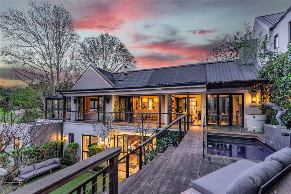 4 Bedroom House