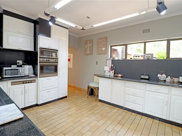 3 Bedroom House 3 Bedroom House
