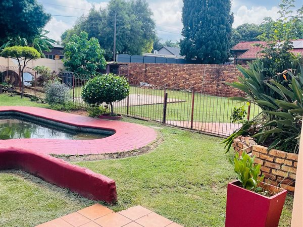 3 Bedroom House 3 Bedroom House