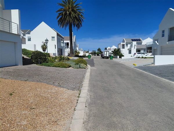 487 m² Land 487 m² Land