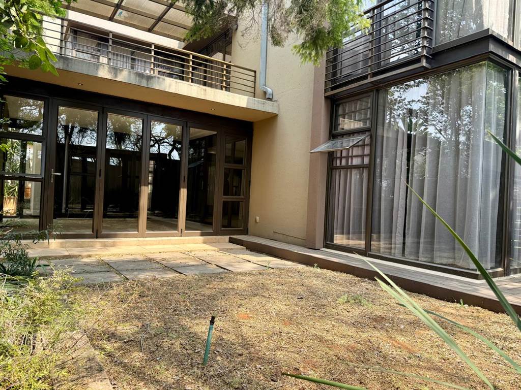 4 Bedroom House 4 Bedroom House
