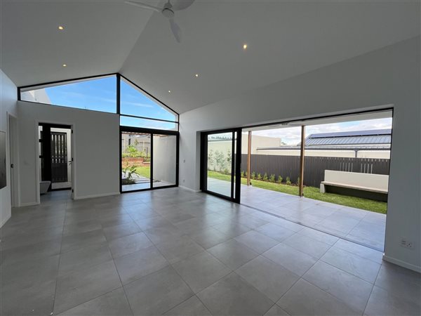 4 Bedroom House 4 Bedroom House