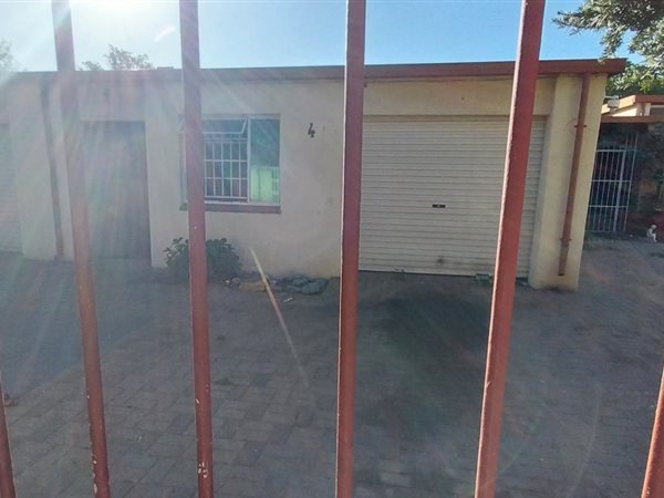 3 Bedroom House 3 Bedroom House
