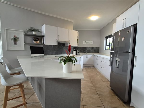 3 Bedroom Apartment 3 Bedroom Apartment