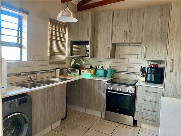 3 Bedroom Townhouse 3 Bedroom Townhouse