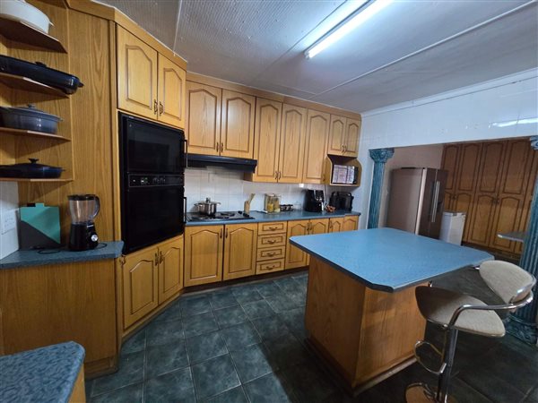 3 Bedroom House 3 Bedroom House