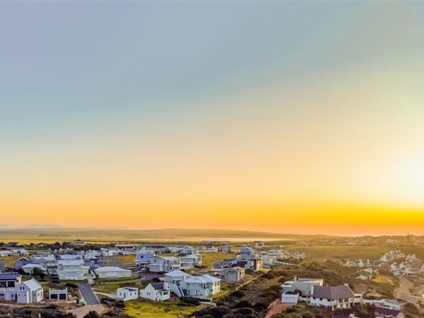 615 m² Land
