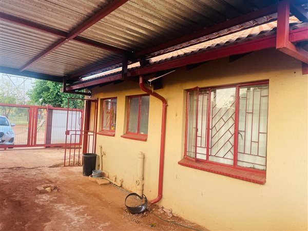 2 Bedroom House 2 Bedroom House