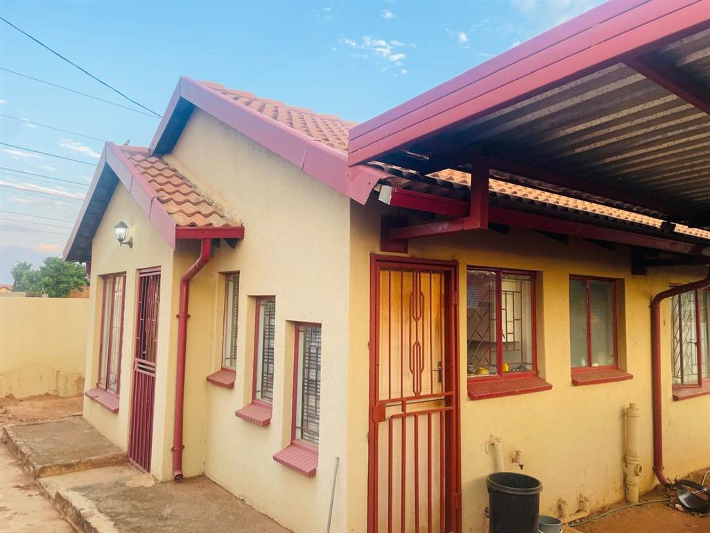 2 Bedroom House 2 Bedroom House