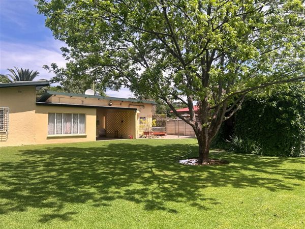 4 Bedroom House 4 Bedroom House