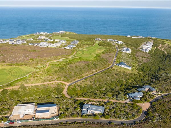 1 449 m² Land