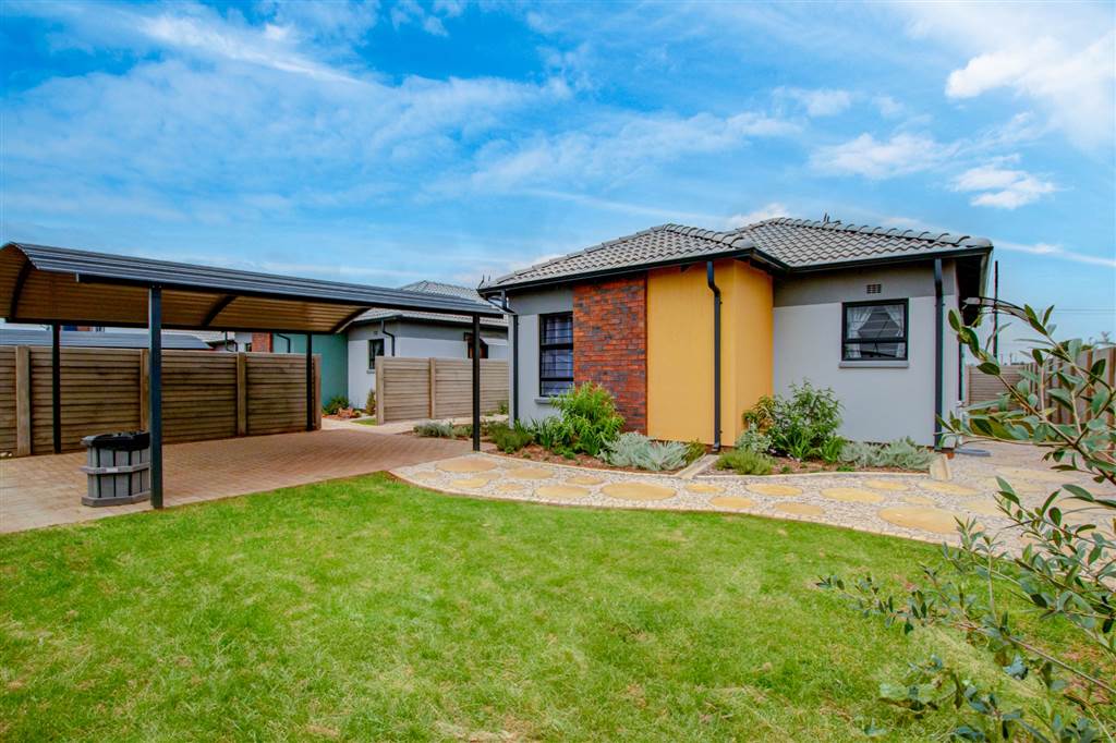 3 Bedroom House 3 Bedroom House