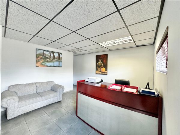 56 m² Office Space 56 m² Office Space