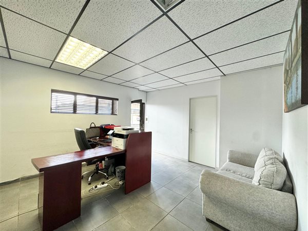 56 m² Office Space 56 m² Office Space