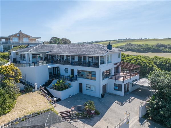 8 Bedroom House 8 Bedroom House