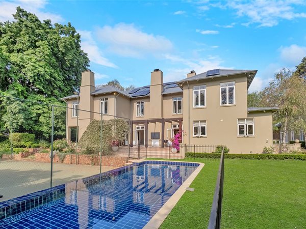 5 Bedroom House 5 Bedroom House