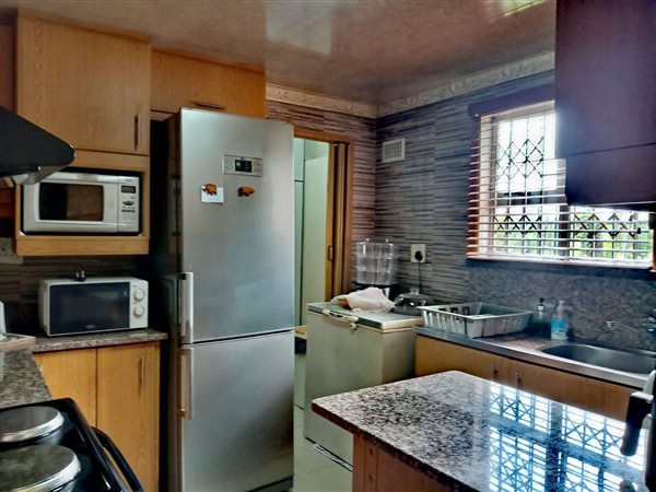2 Bedroom Flat 2 Bedroom Flat