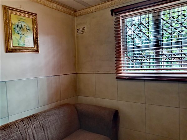 2 Bedroom Flat 2 Bedroom Flat