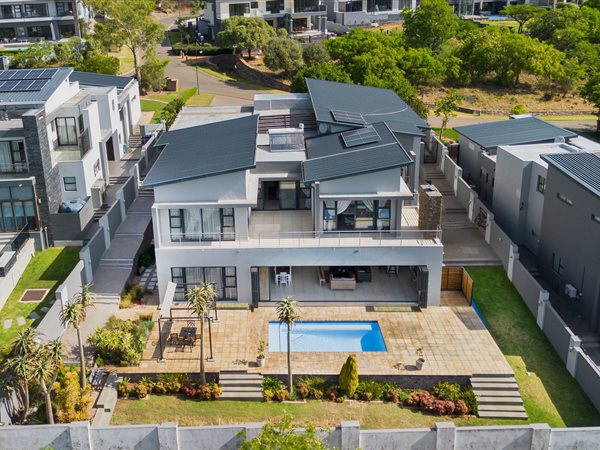 5 Bedroom House 5 Bedroom House