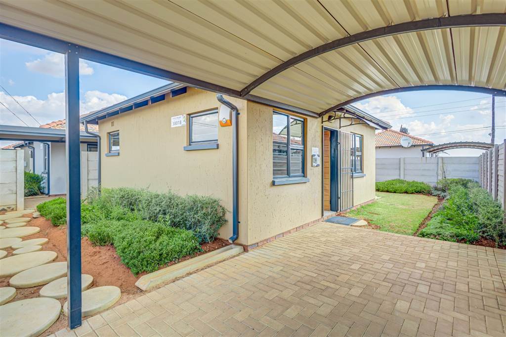 2 Bedroom House 2 Bedroom House