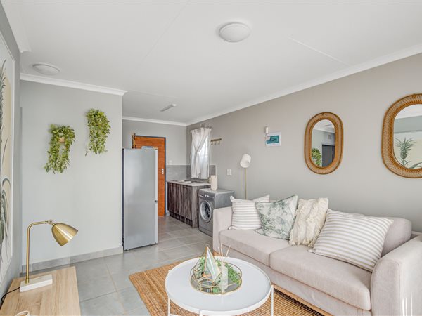 2 Bedroom House 2 Bedroom House