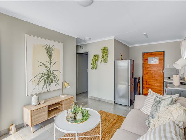 2 Bedroom House 2 Bedroom House